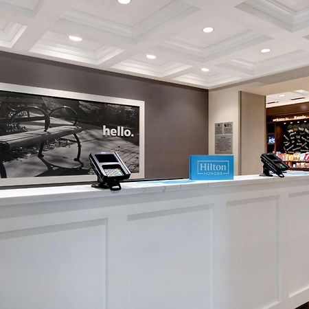 Hampton Inn Livonia Detroit Exterior photo